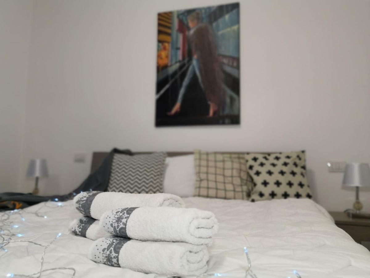 Valevalehome - Home Gallery With Fully Equipped Kitchen, Reserved Parking, Big Garden Olbia Eksteriør billede